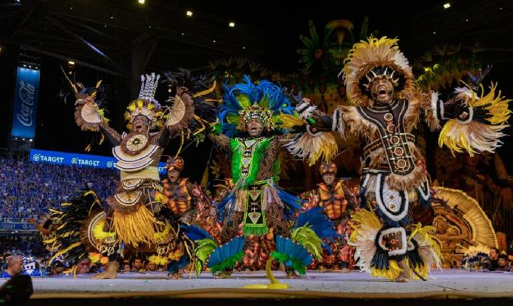 CAPRICHOSO E GARANTIDO ABREM O 59º FESTIVAL DE PARINTINS COM ESPETÁCULOS INSPIRADOS NA CULTURA AMAZÔNICA