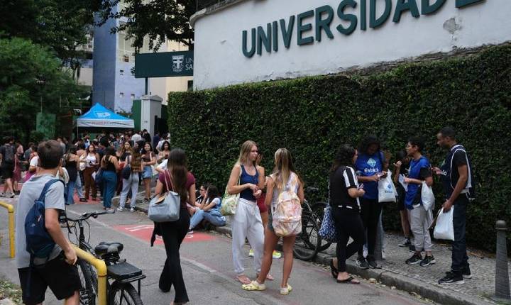 Enem 2025: candidatos fazem prova de matemática e ciências da natureza