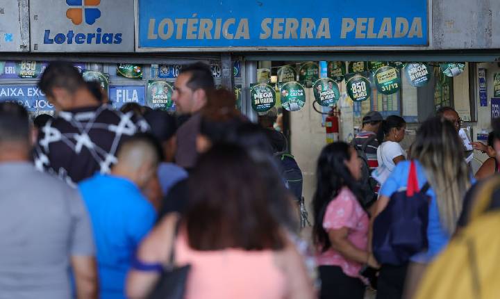 Mega-Sena acumula novamente e prêmio principal vai para R$ 52 milhões