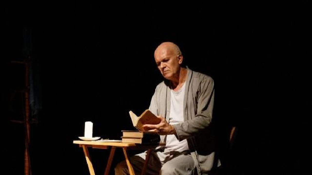 MONÓLOGO 'EU, AUGUSTO' É OPÇÃO DE TEATRO PARA ESTE DOMINGO EM JOÃO PESSOA