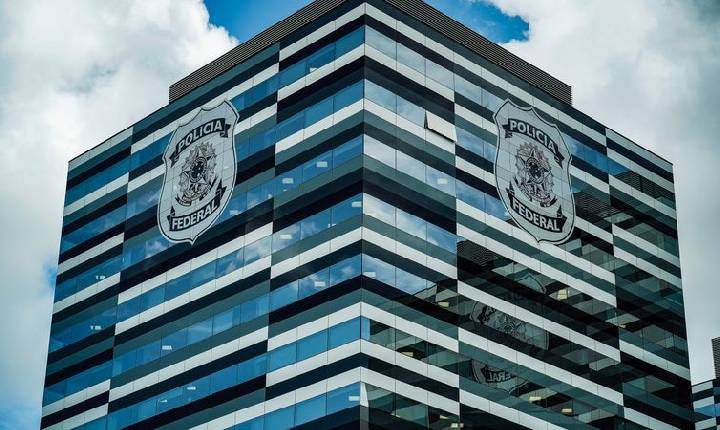 PF cumpre mandados de busca sobre fraude em licitação em São Sebastião