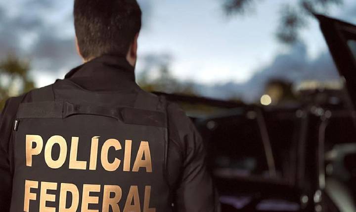 PF prende suspeito de distribuir imagens de abuso sexual infantil