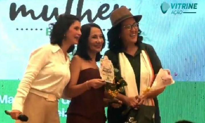 PRODUTORA DE CAFÉ DO BREJO PARAIBANO RECEBE TROFÉU EM EVENTO NACIONAL EM MINAS GERAIS