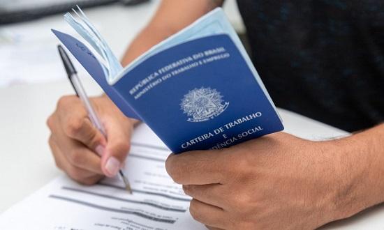 CONFIRA MAIS DE 800 VAGAS DE EMPREGO EM 12 MUNICÍPIOS PARAIBANOS