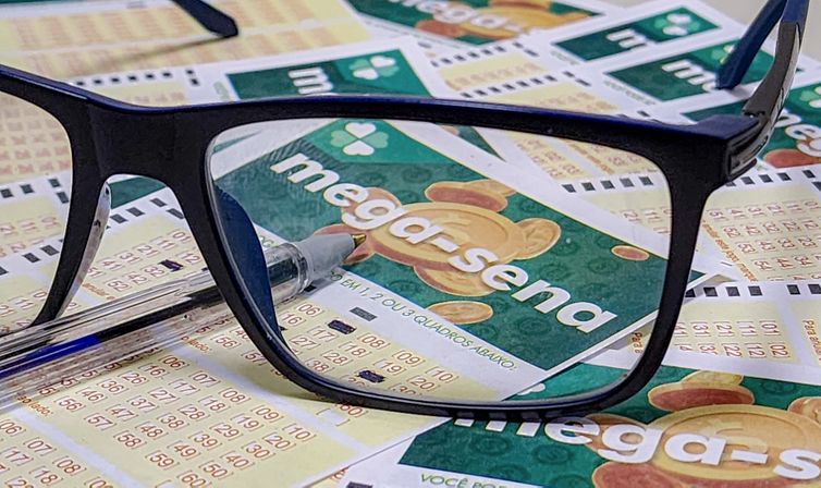 Mega-Sena sorteia nesta terça-feira prêmio acumulado em R$ 27 milhões