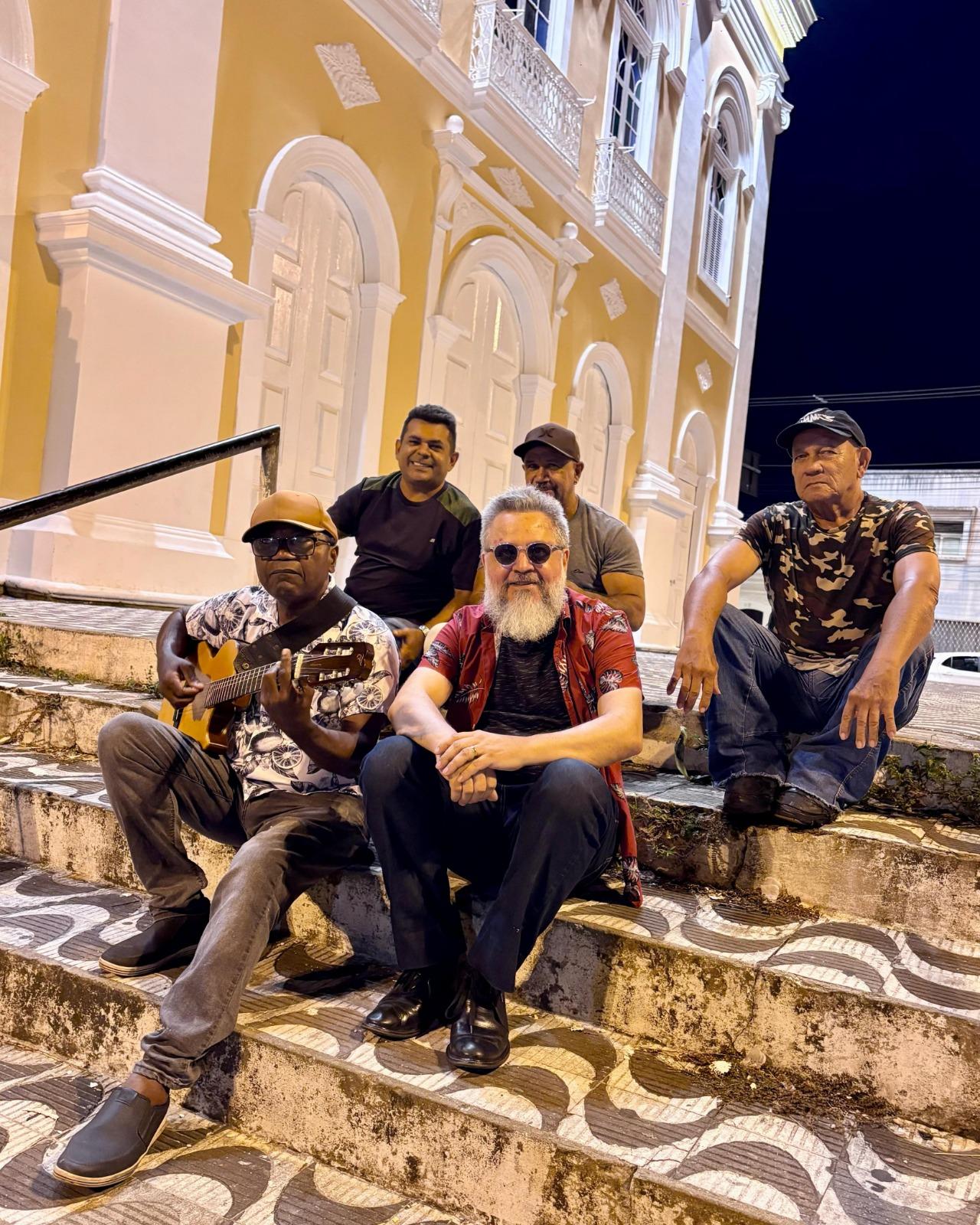 PS CARVALHO & BANDA CENTRAL APRESENTAM 'VEM SENTIR ESSA VIBE' NESTA SEXTA NO CAFÉ DA USINA, EM JOÃO PESSOA