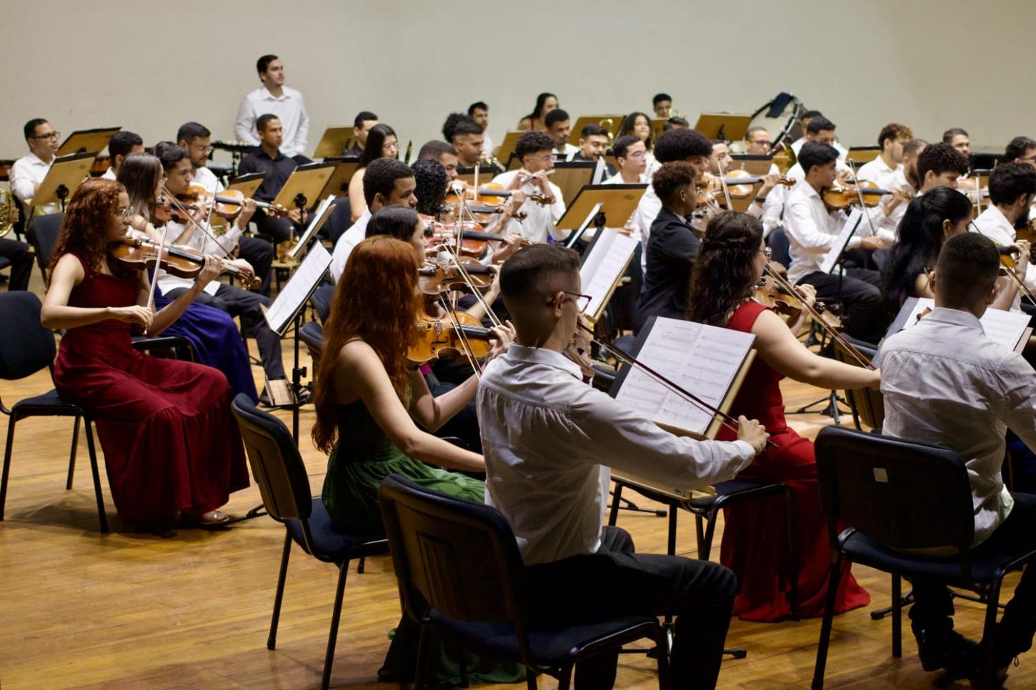CONCERTO DA OSPB JOVEM TRAZ SOLO DE VIOLA, ESTREIA BRASILEIRA E OBRAS DA ALEMANHA, RÚSSIA E MÉXICO; É NESTA 5ª E A ENTRADA É DE GRAÇA!