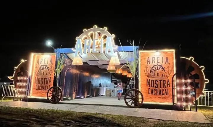 BEBIDA MISTA CONQUISTA MEDALHA DE OURO E COMPROVA TENDÊNCIA NO MERCADO DE DESTILADOS