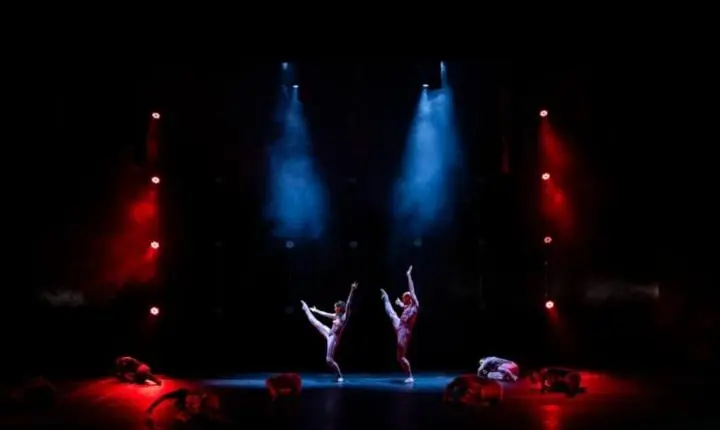 FOCUS CIA. DE DANÇA APRESENTA 'ENTRE A PELE E A ALMA